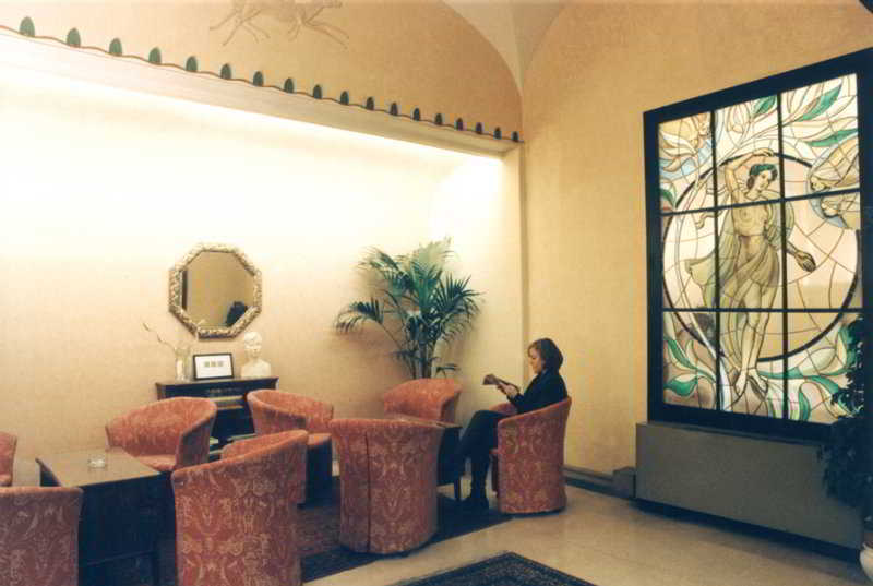 Hotel Flora Prato  Inreriör bild